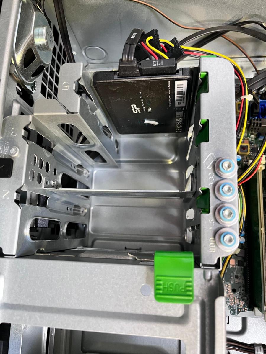 HP EliteDesk 800 G2 Tower